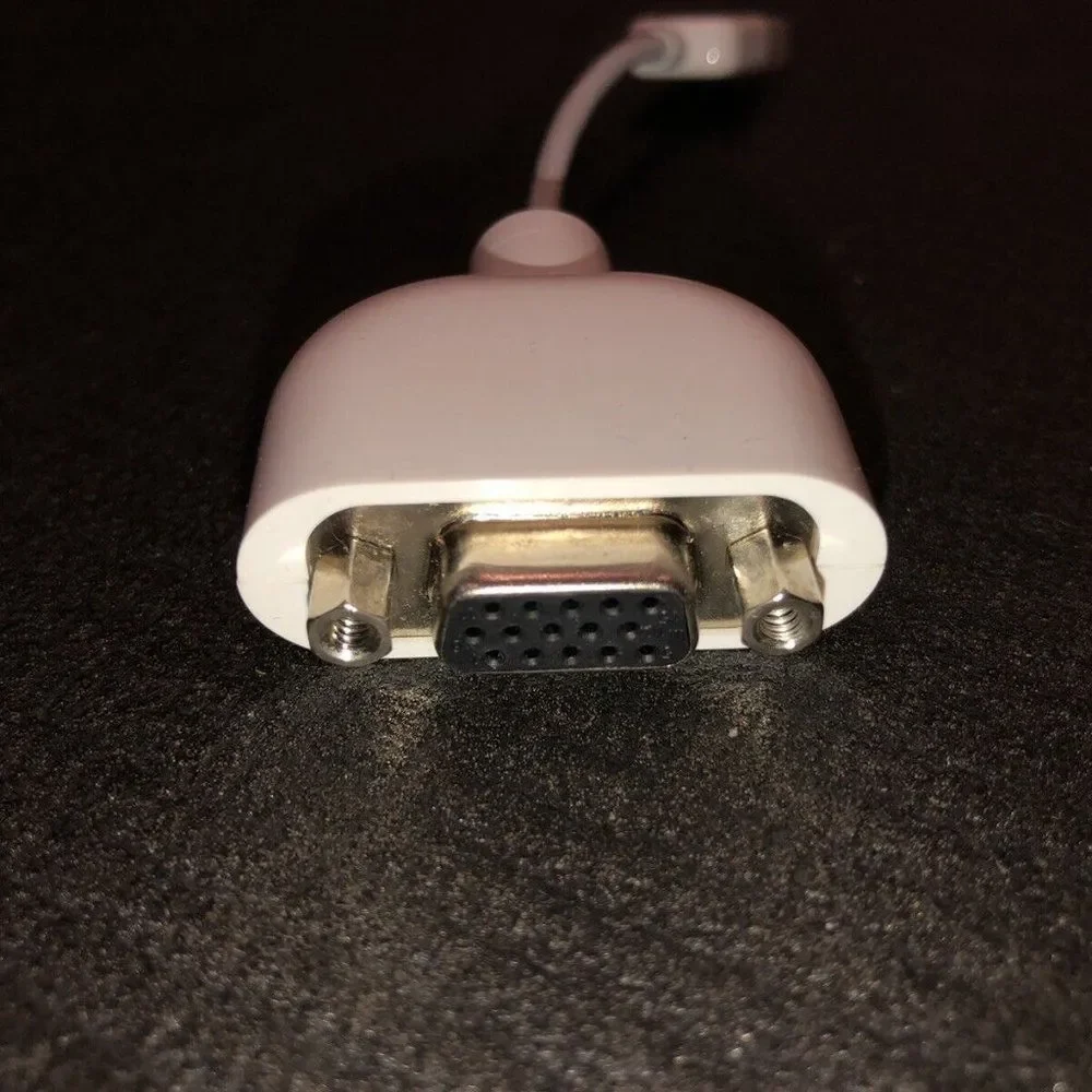 Apple Computer Mini-VGA -VGA Display Adapter M8639 External Projector Video Out*